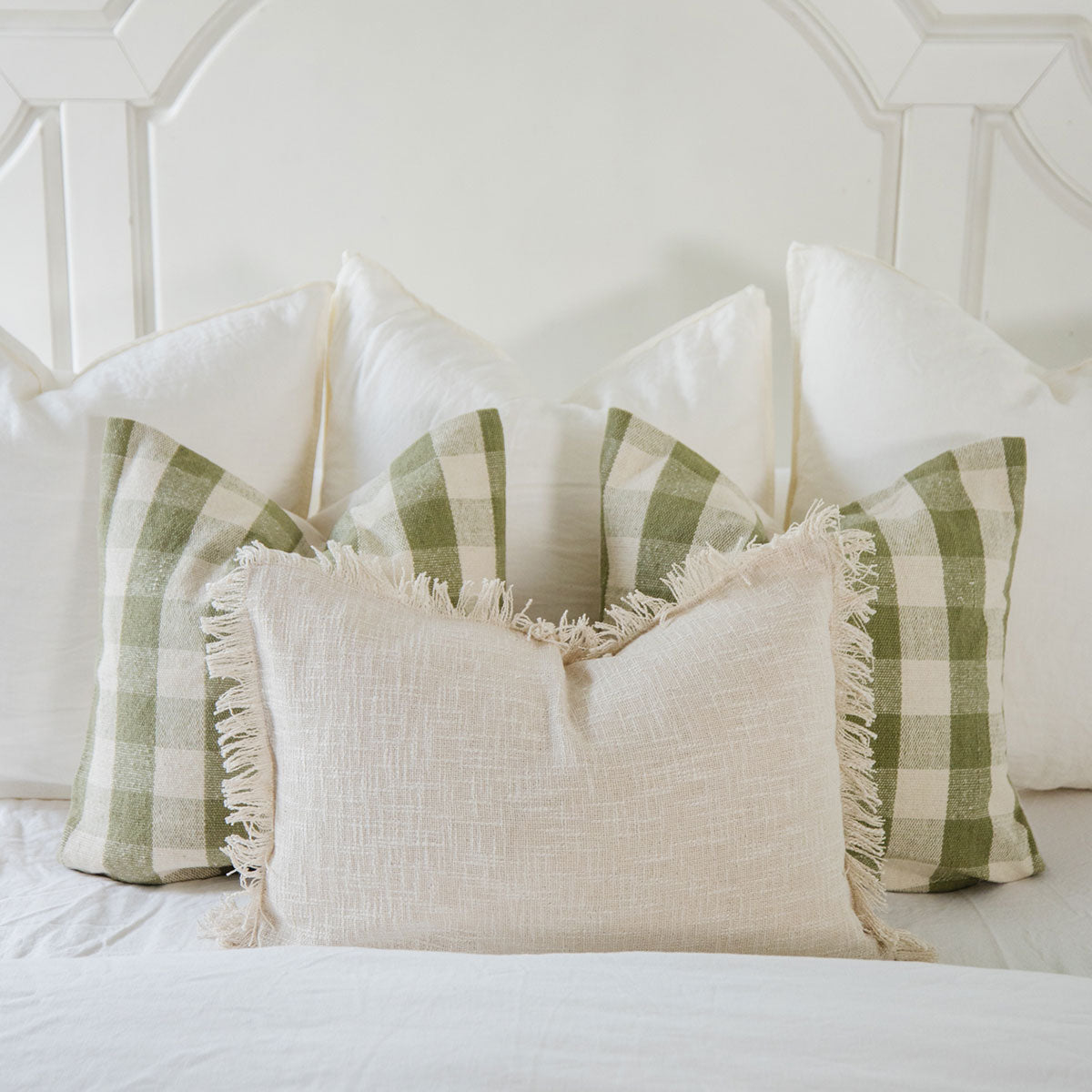 Signature Woven Ivory Slub Fringed Pillow Cover