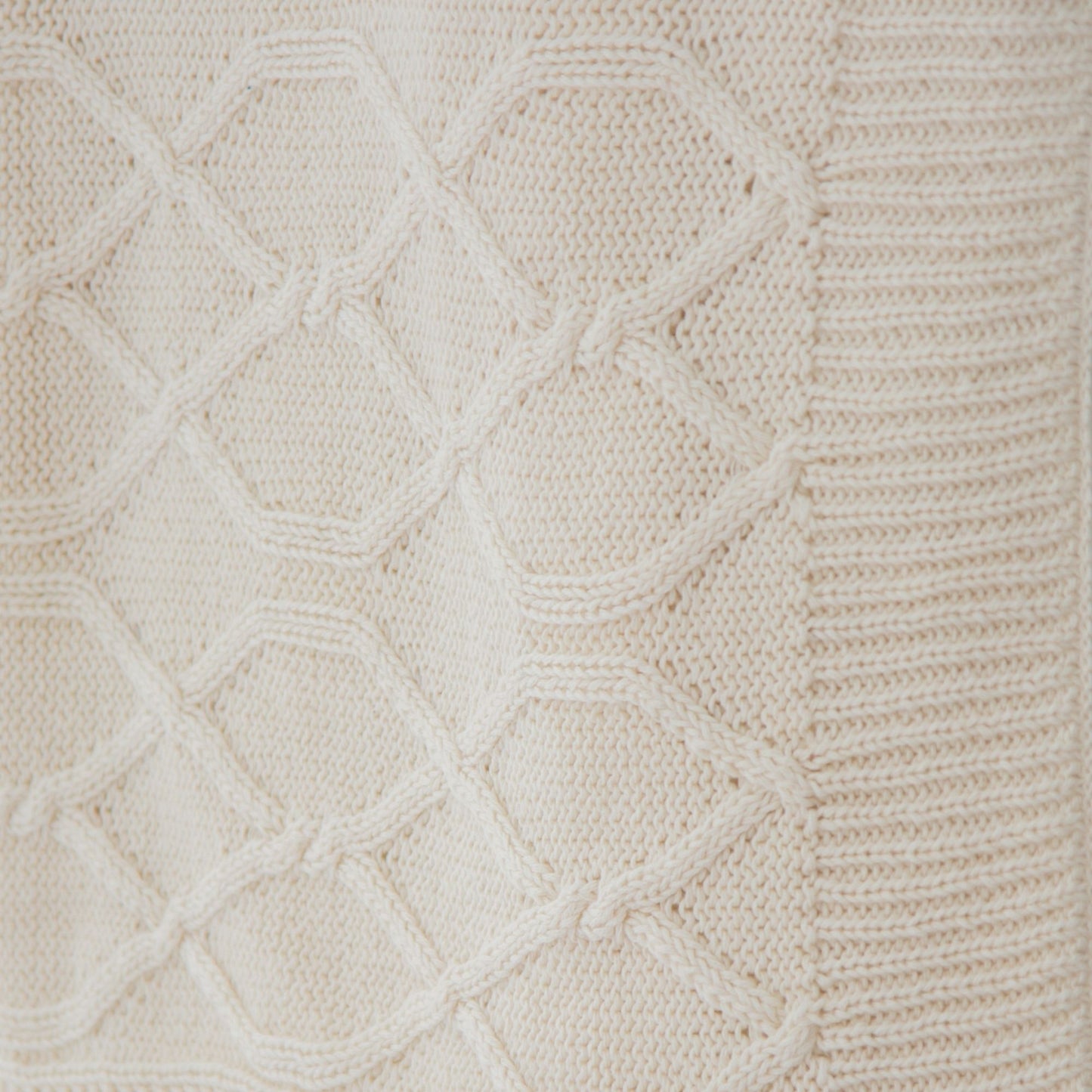 Quinn Chunky Diamond Knit Cotton Throw in Cream