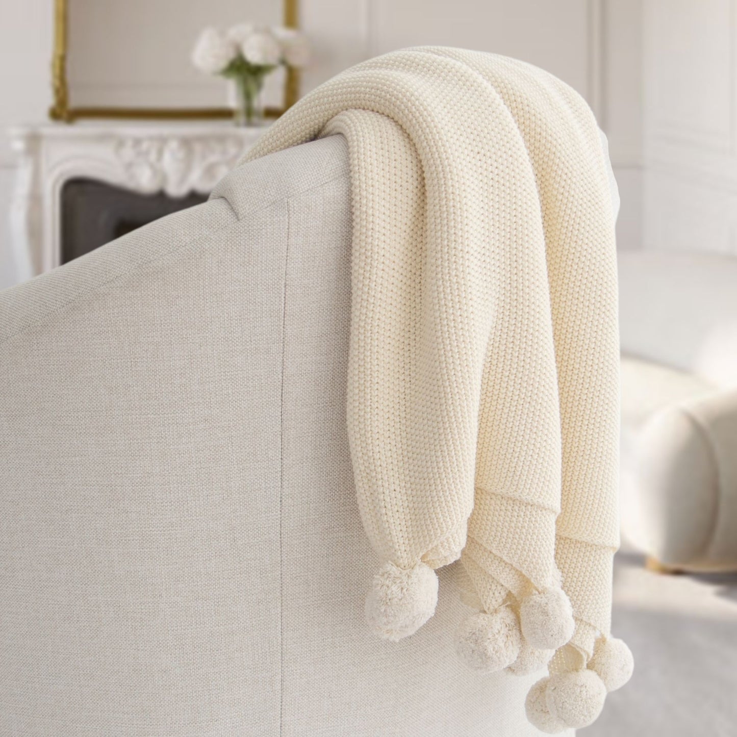 Aria Cotton Seedstitch Throw with Pompoms in Cream