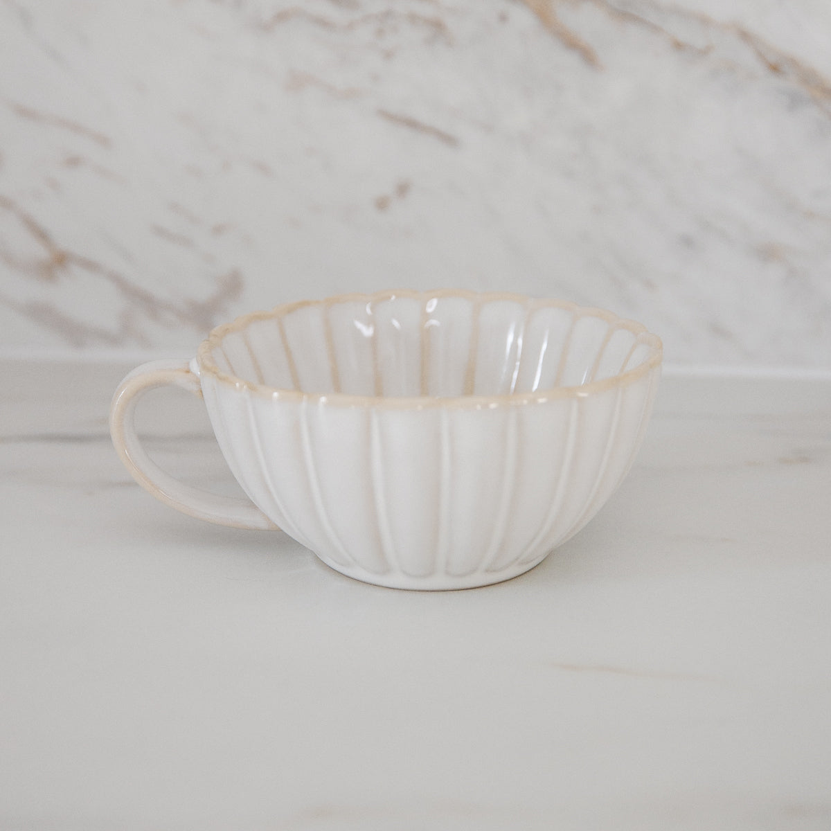 Signature Chrysanthemum Cup & Saucer Latte Mug